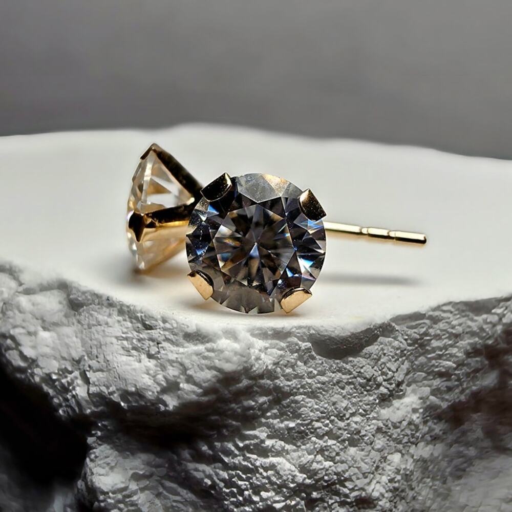 14K Solid Yellow Gold 5mm 0.90ctw Round Moissanite Stud Earrings GRA Certified